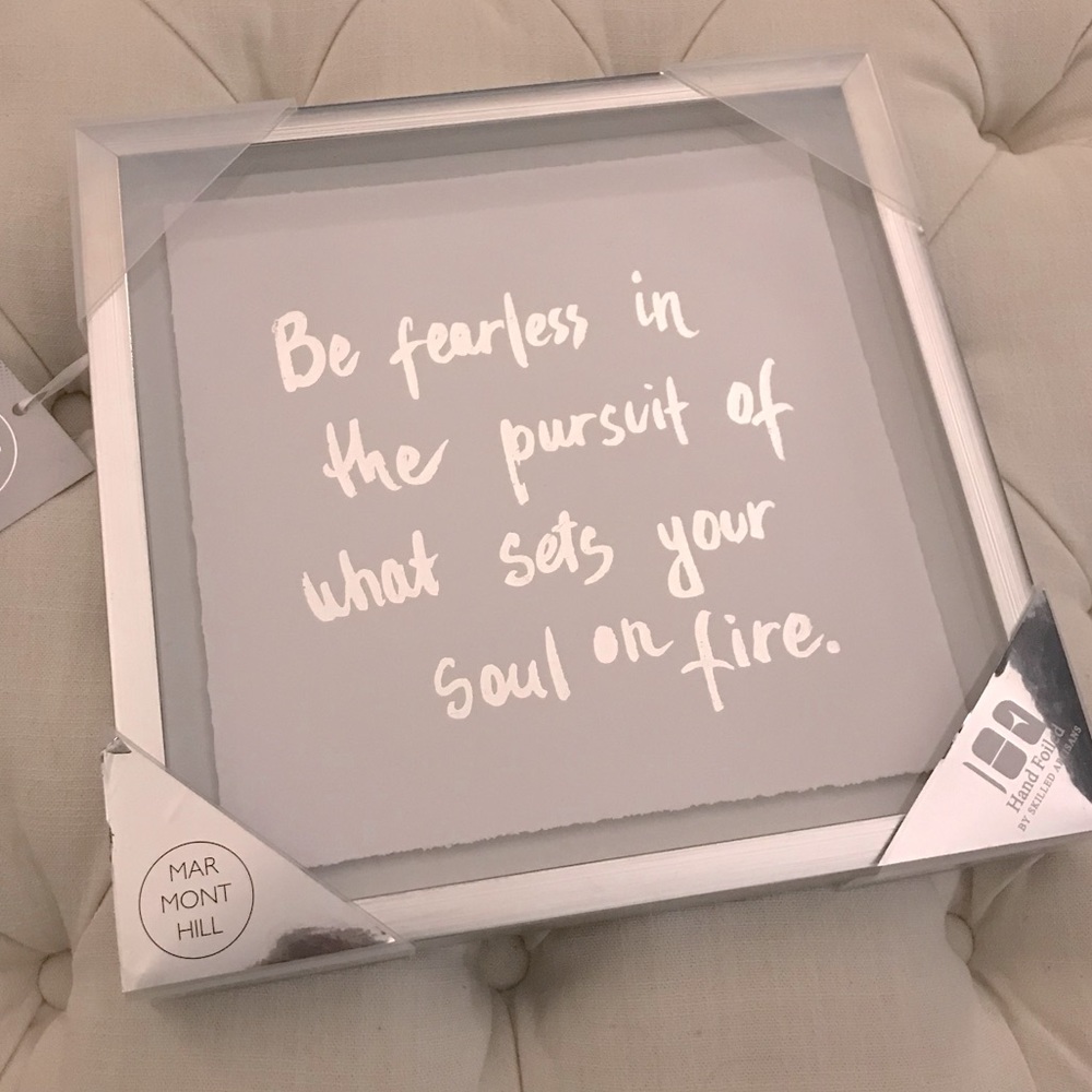 NWT Silver wall art with inspirational quote